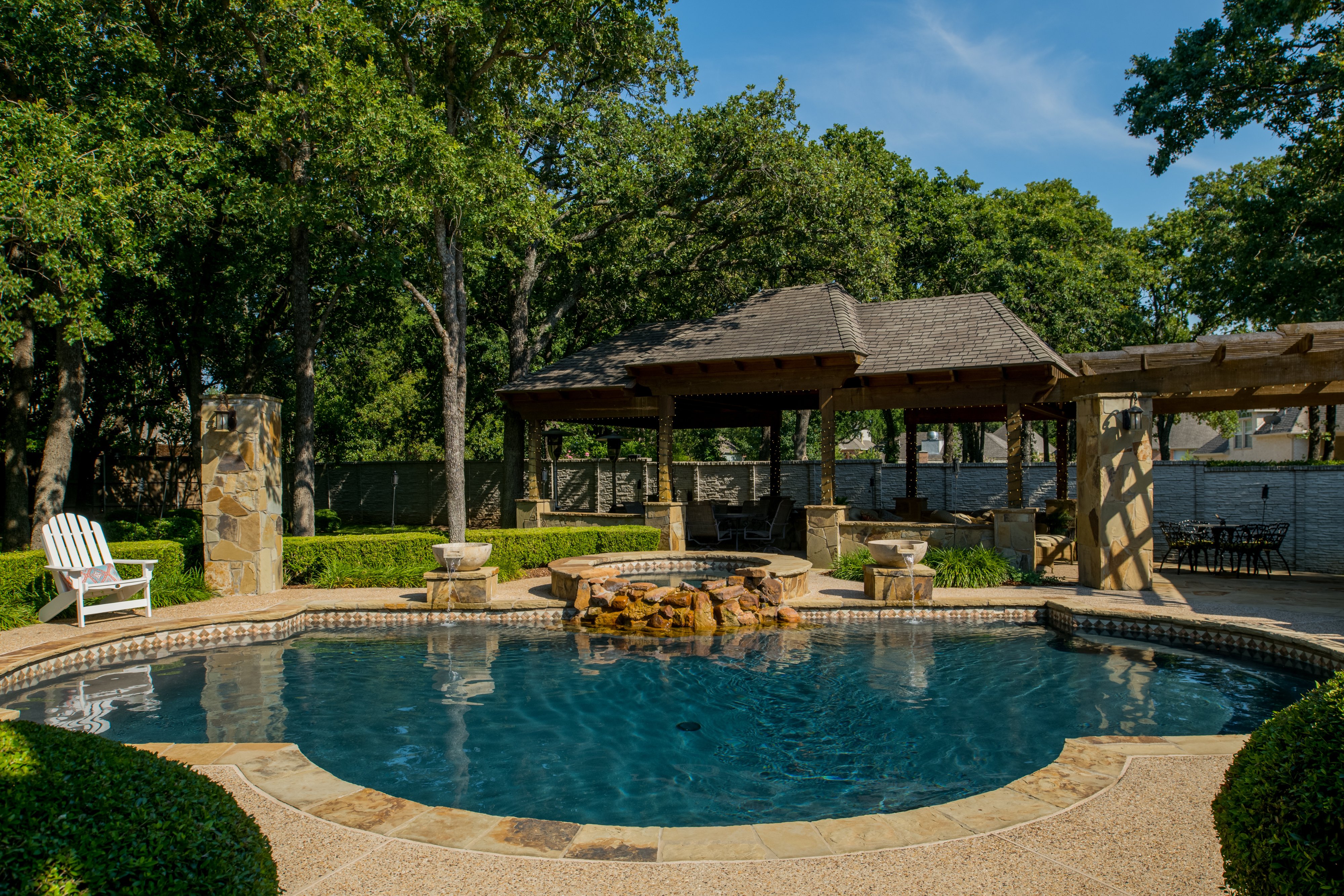 brennan-traditions-poolside-view