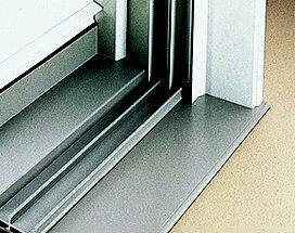 400s-hinged-door-double-track