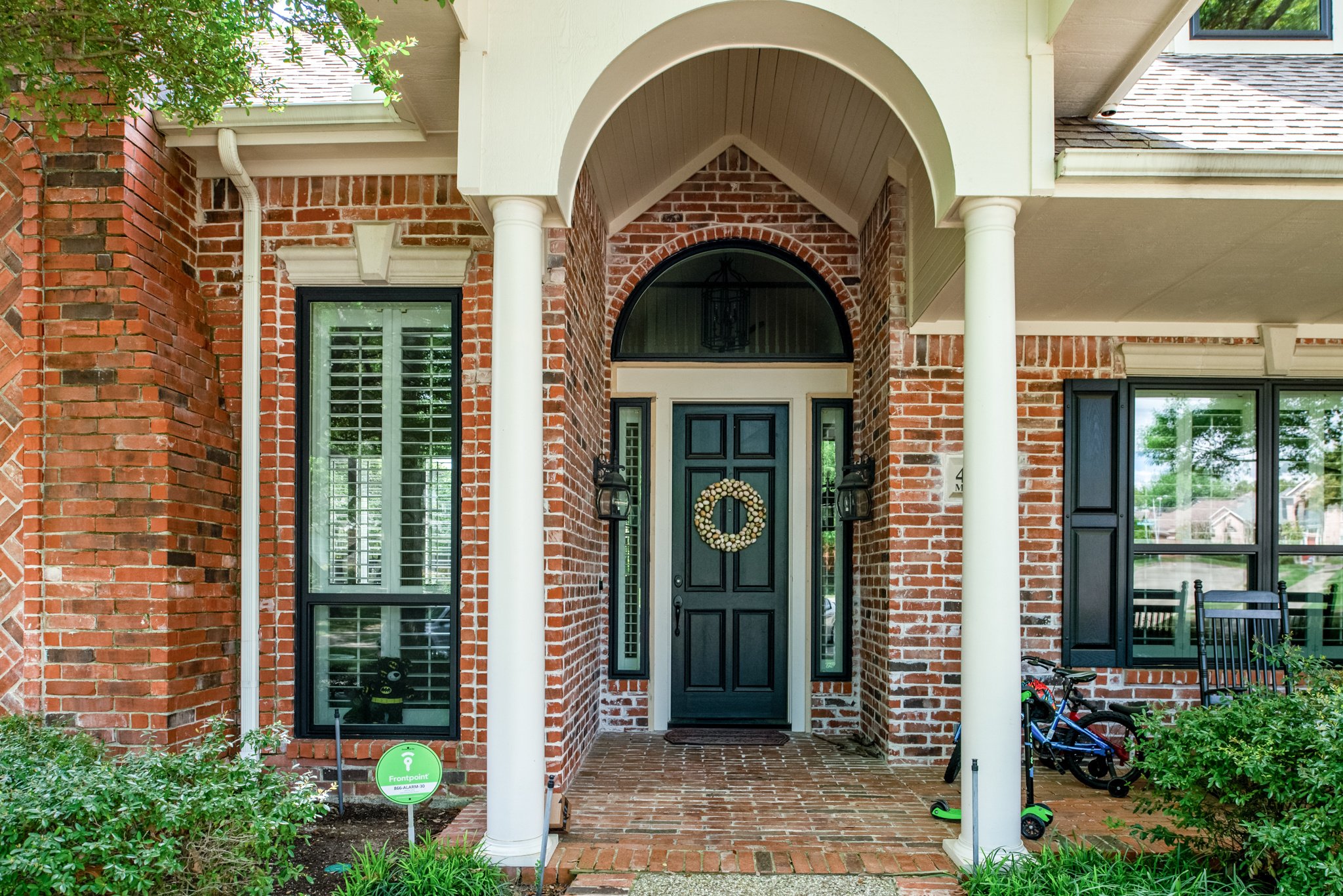 Frontage Window Front Windows