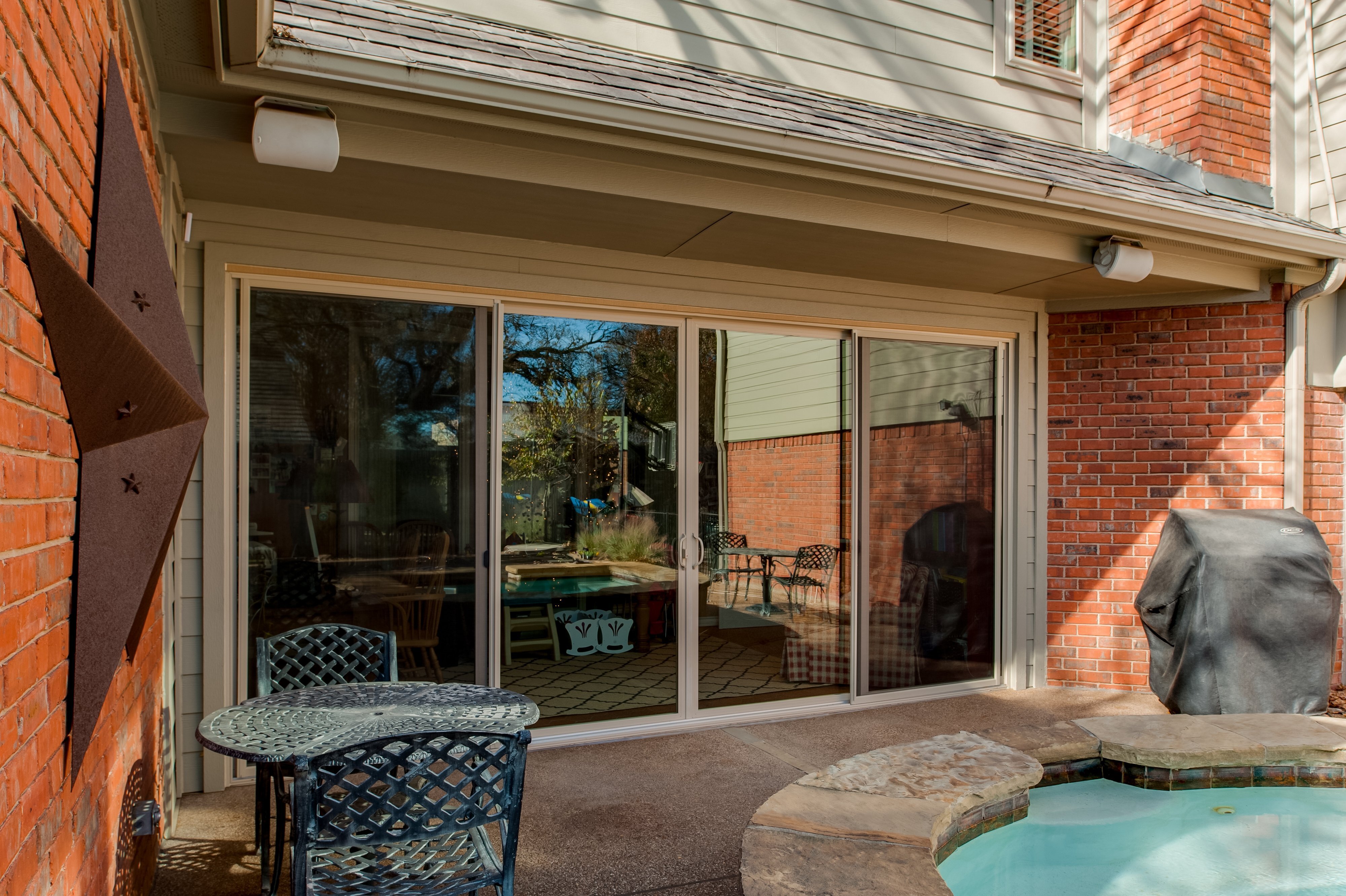 backyard-view-of-jacuzzi