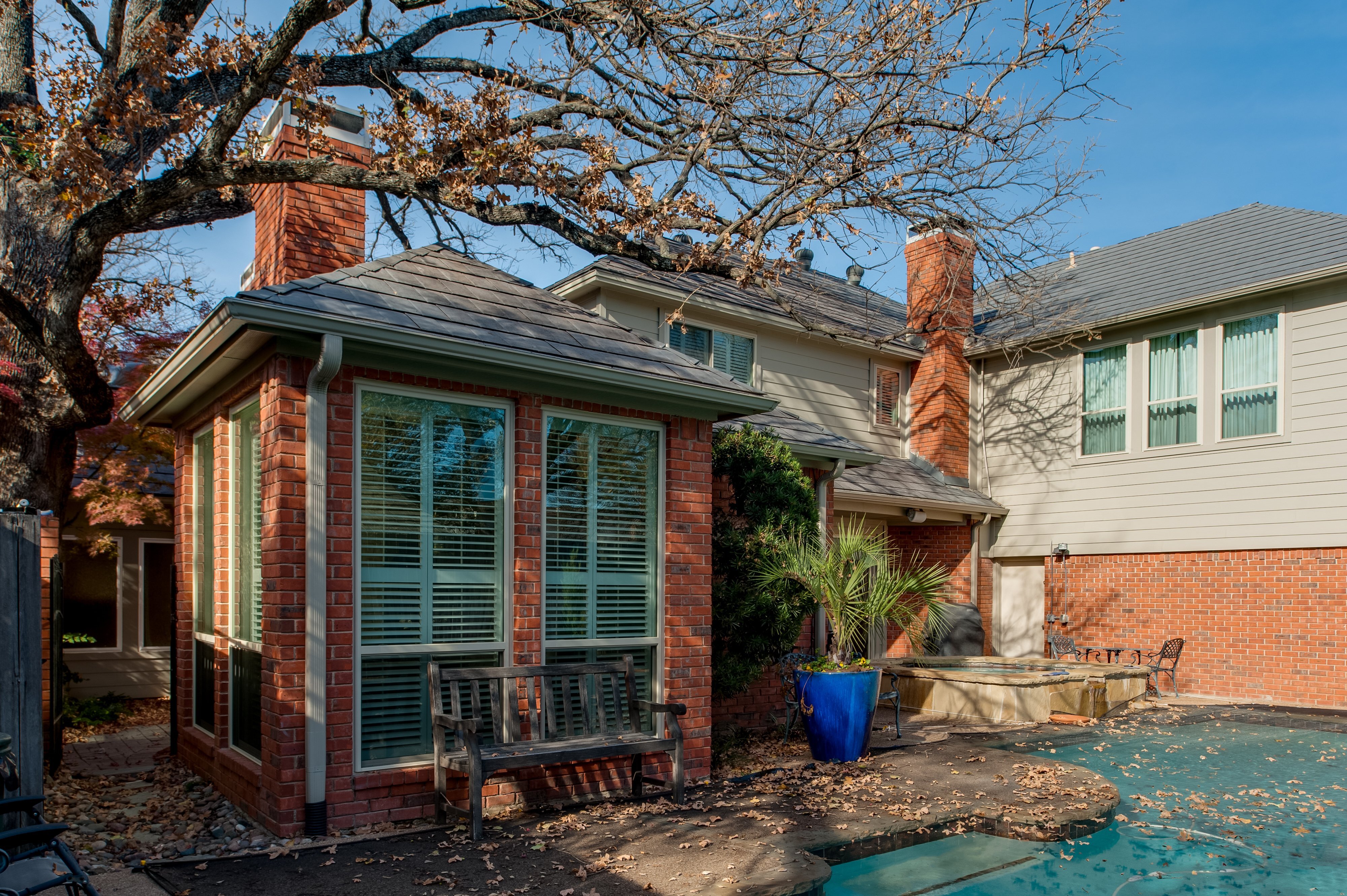 backyard-view-of-traditional-home