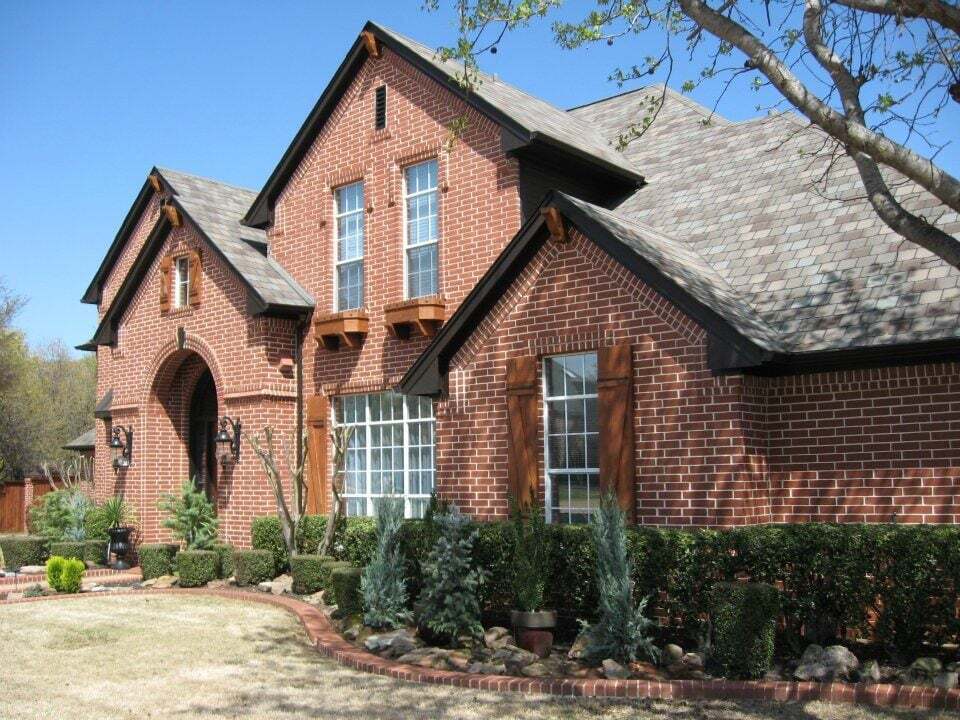 before-builder-grade-aluminum-windows