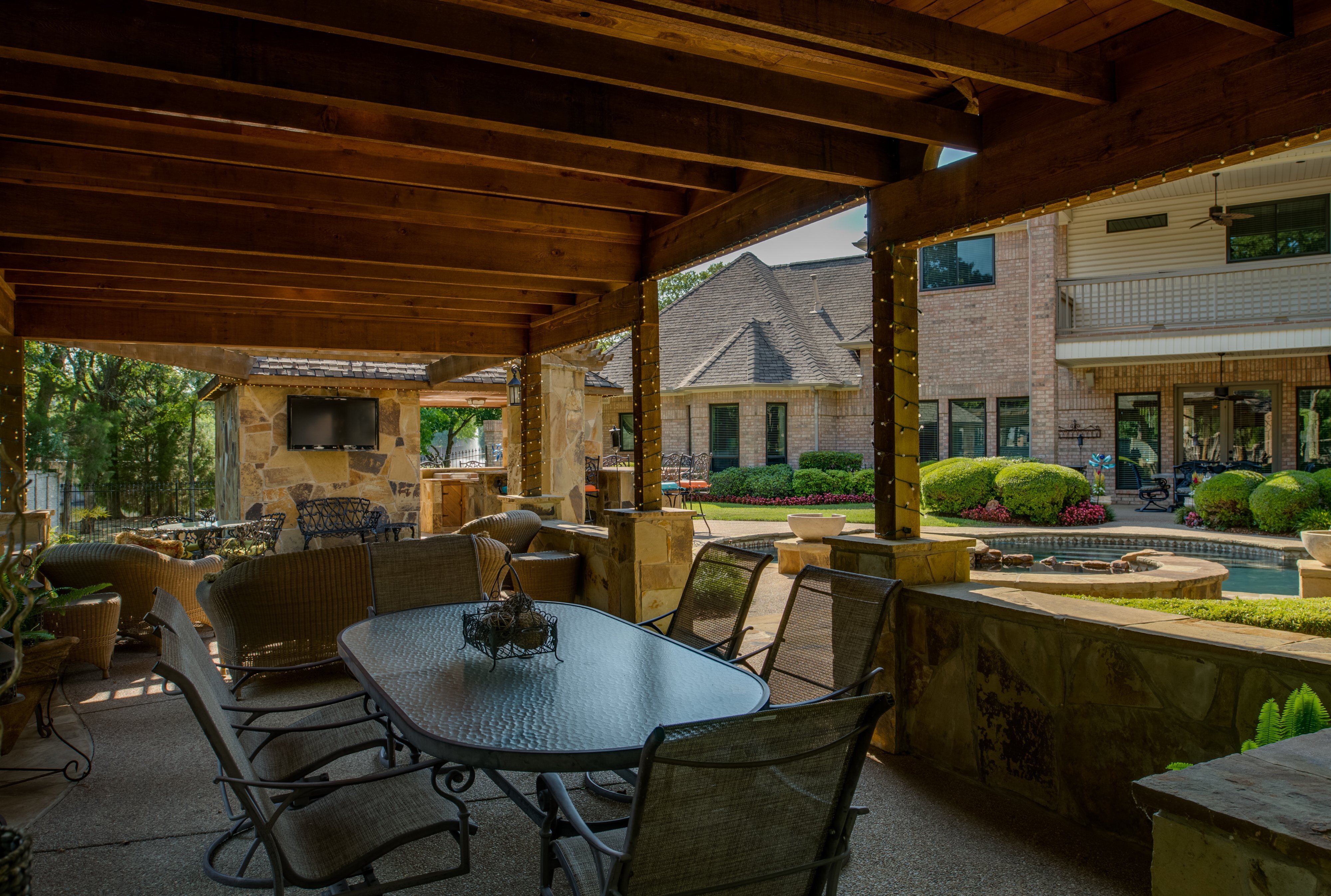 brennan-traditions-patio-view 3