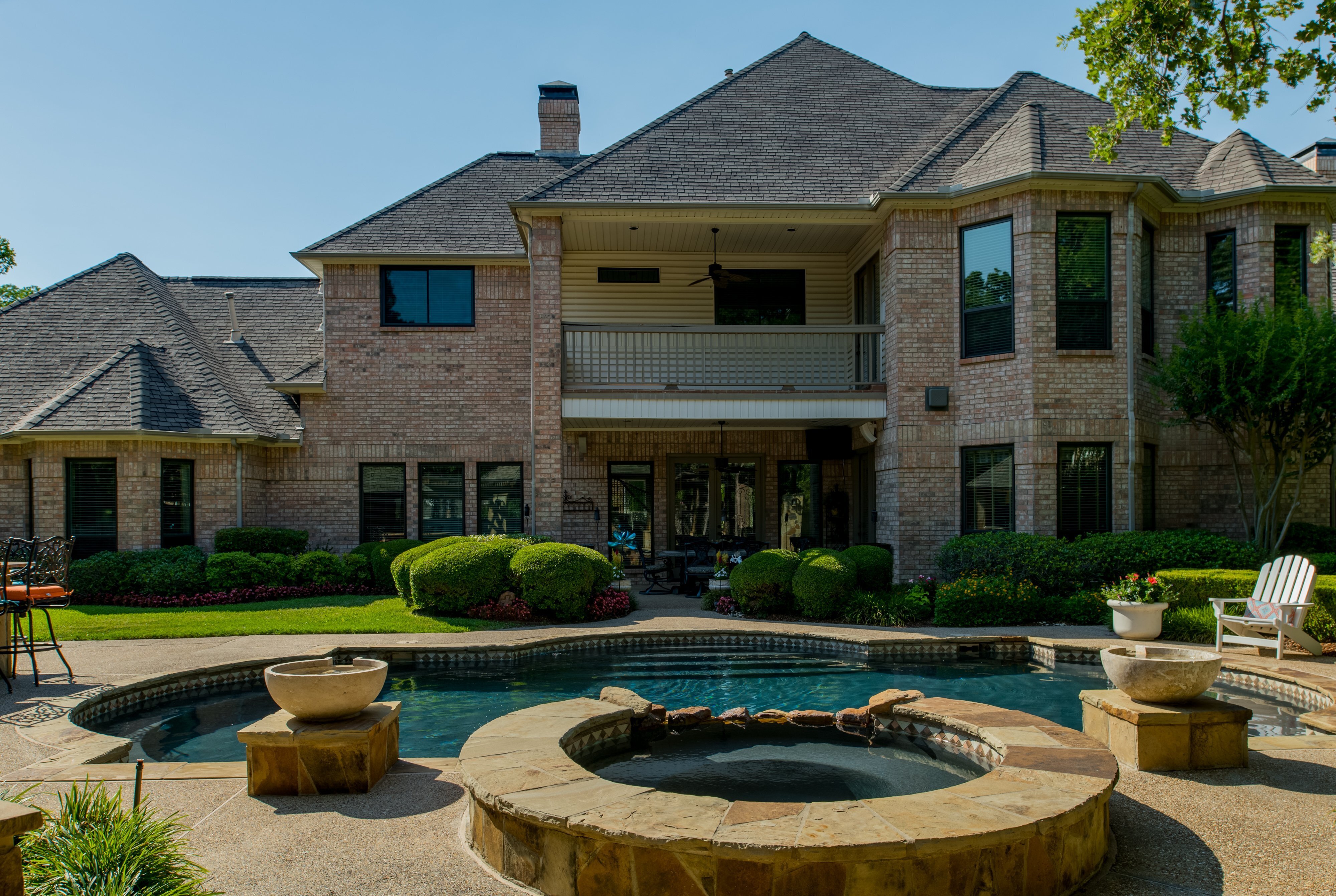 brennan-traditions-poolside-view-with-full-view-of-backyard