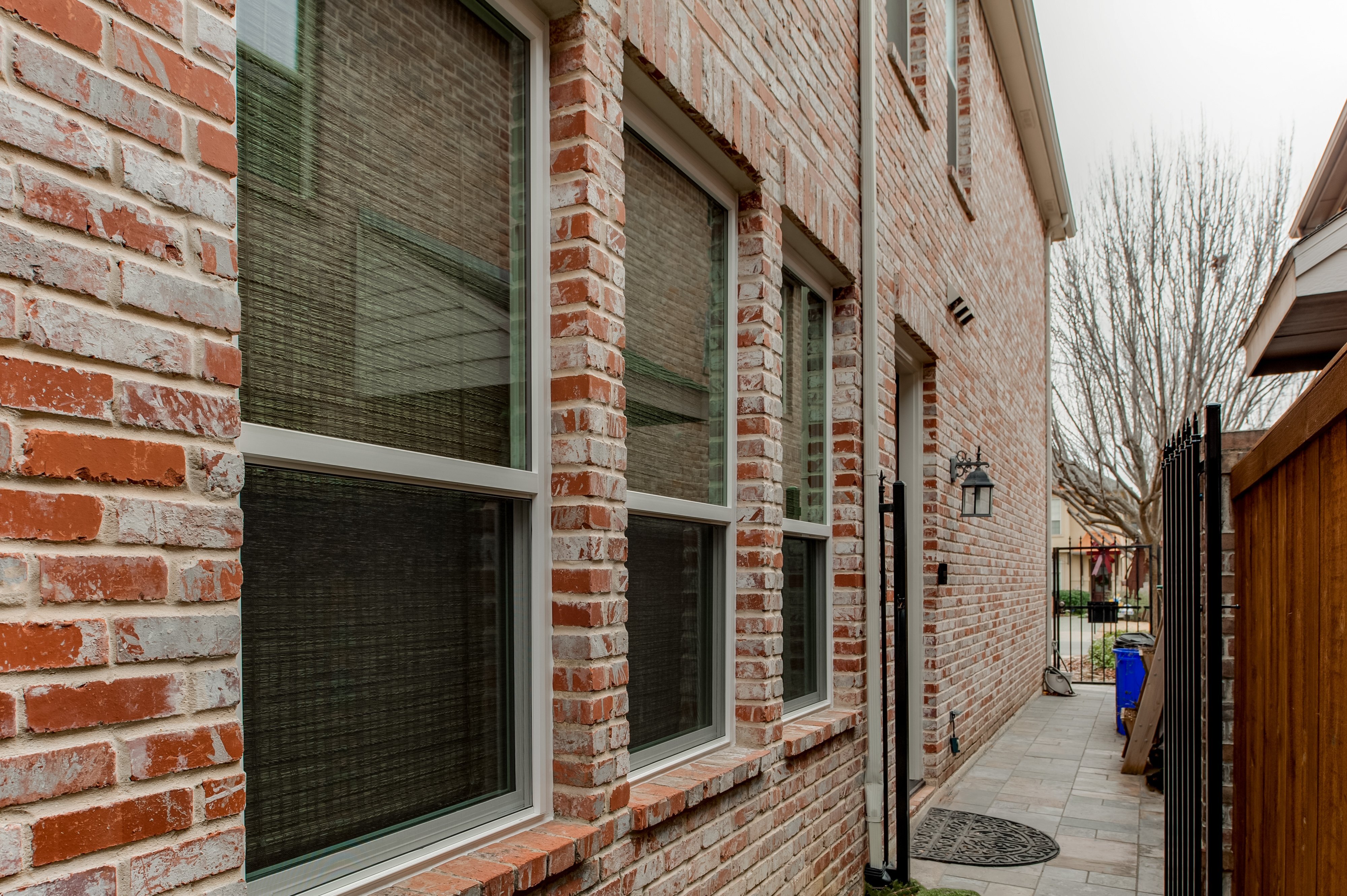 brennan-traditions-triple-single-hung-windows