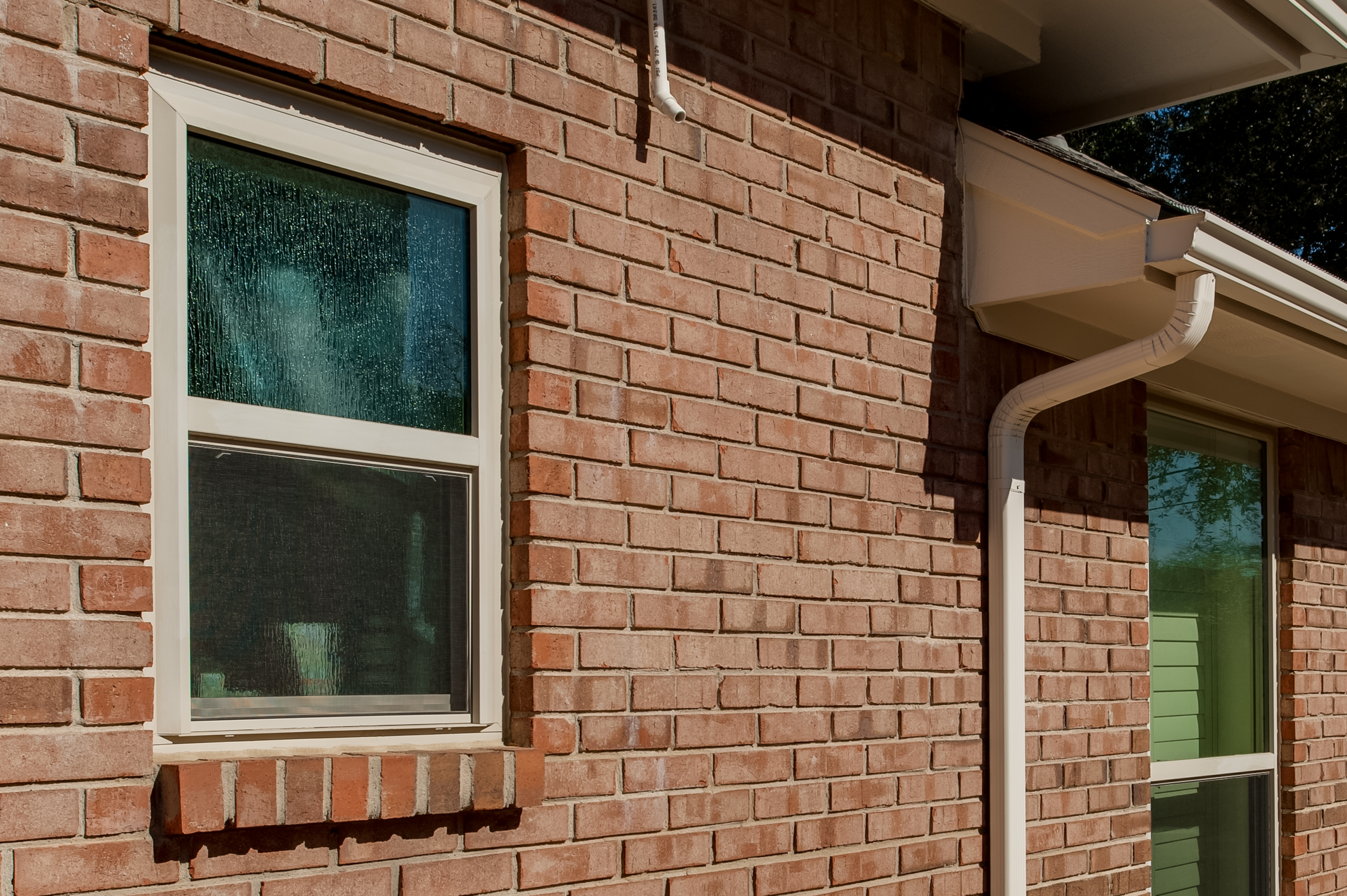 brennan-traditions-window-with-privacy-glass