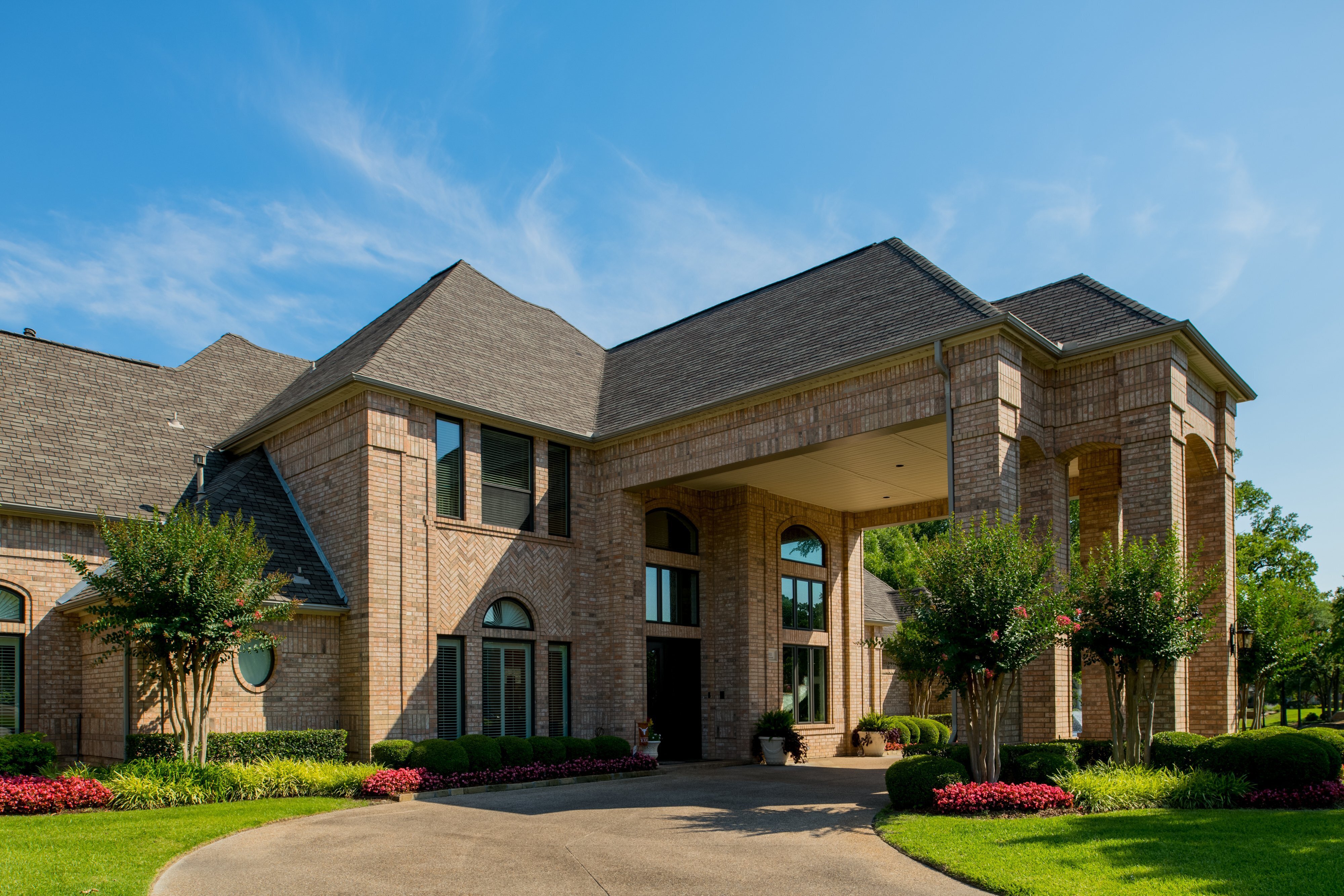 brennan-traditions-with-driveway-side-view