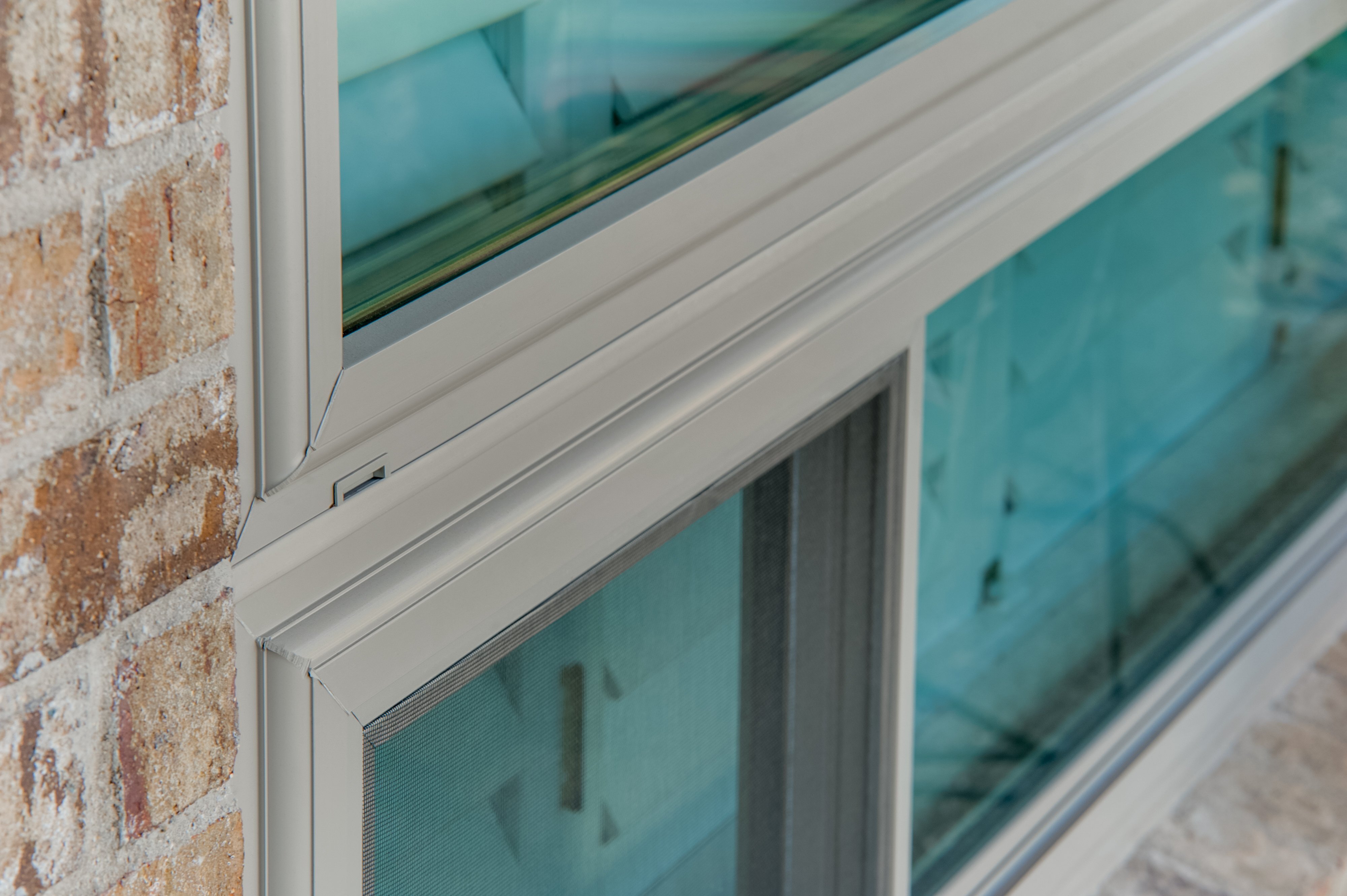 brennan-traditions-with-screen-protector