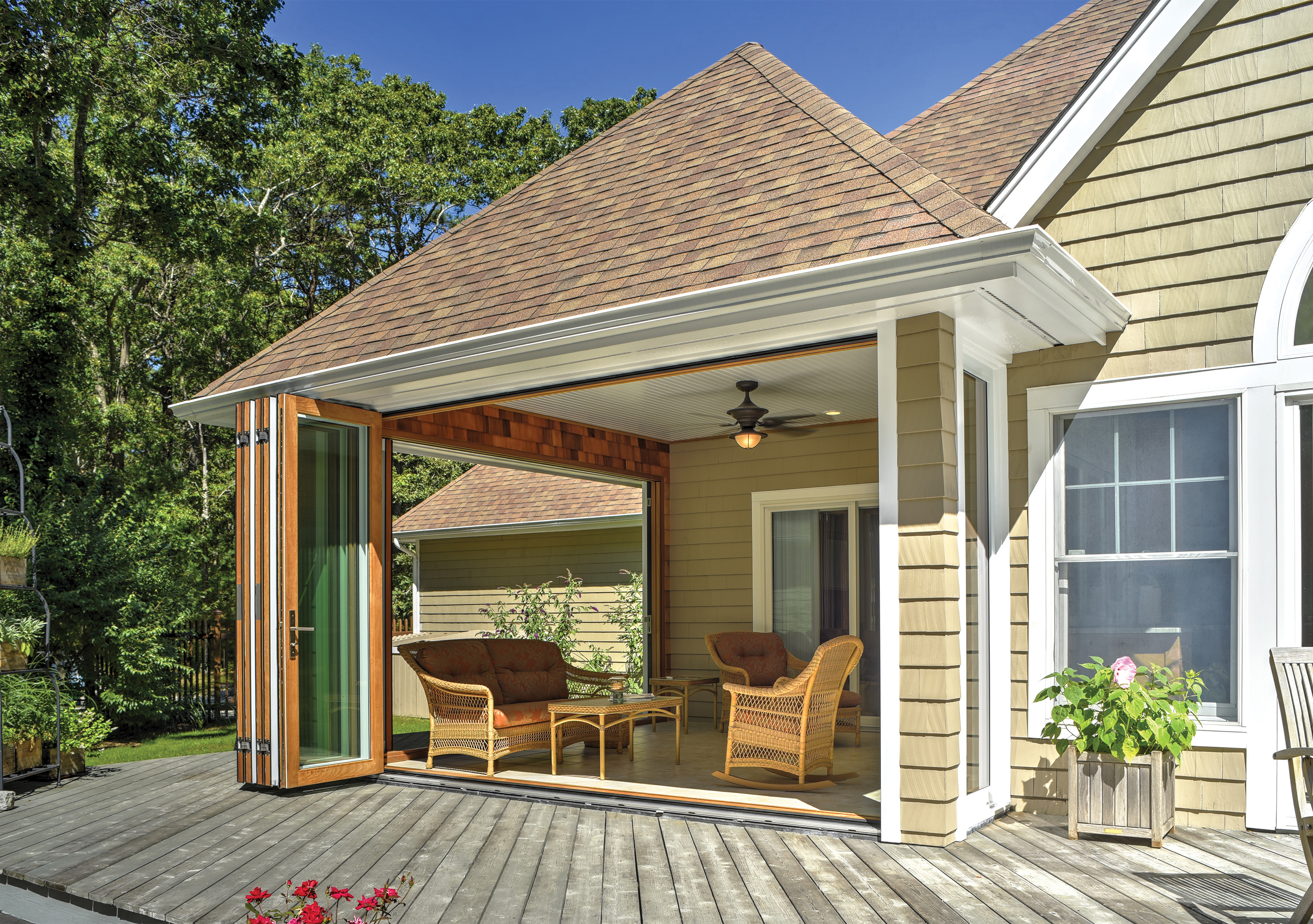 Centor Integrated Folding doors on patio