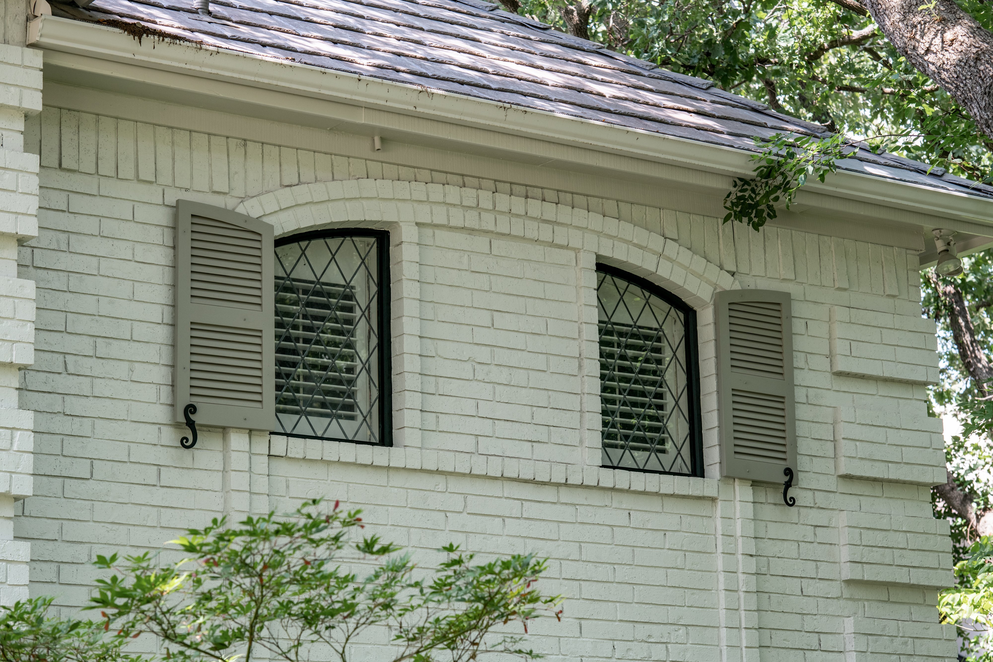 diamond leaded glass windows