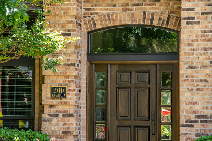 Full eyebrow transom window