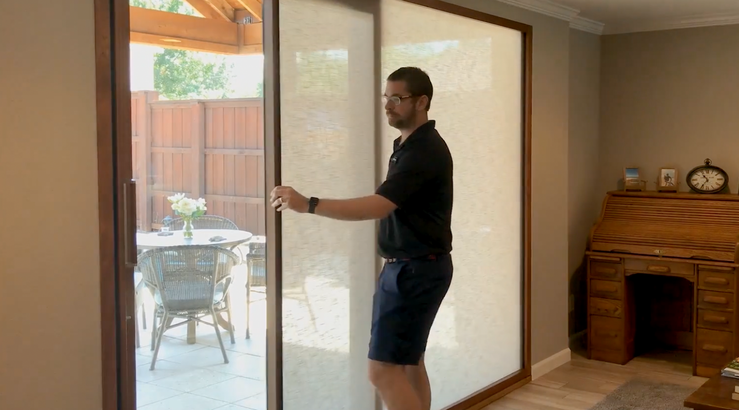 Opening Centor integrated shade.