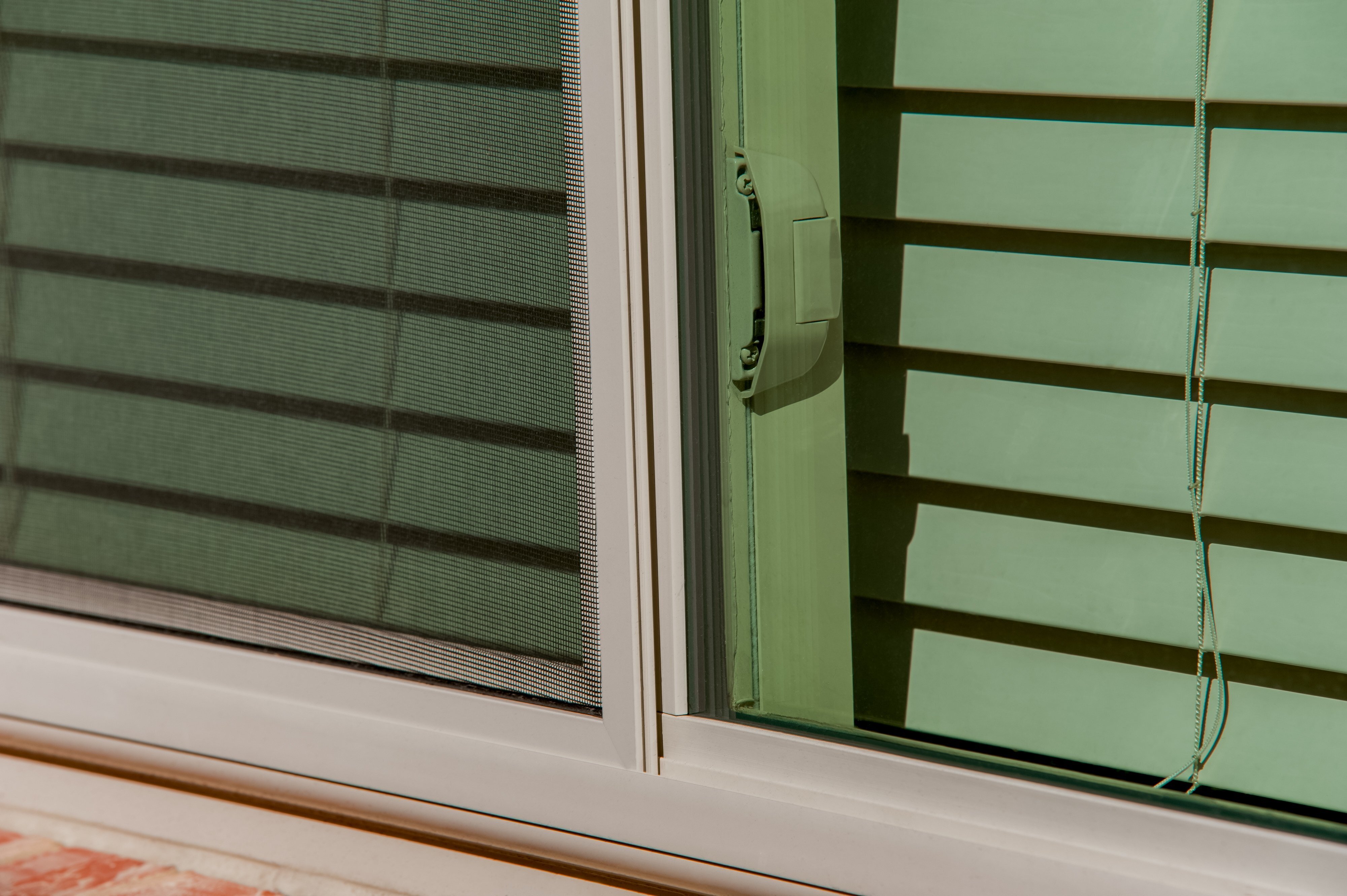 tan-brennan-traditions-single-hung-window