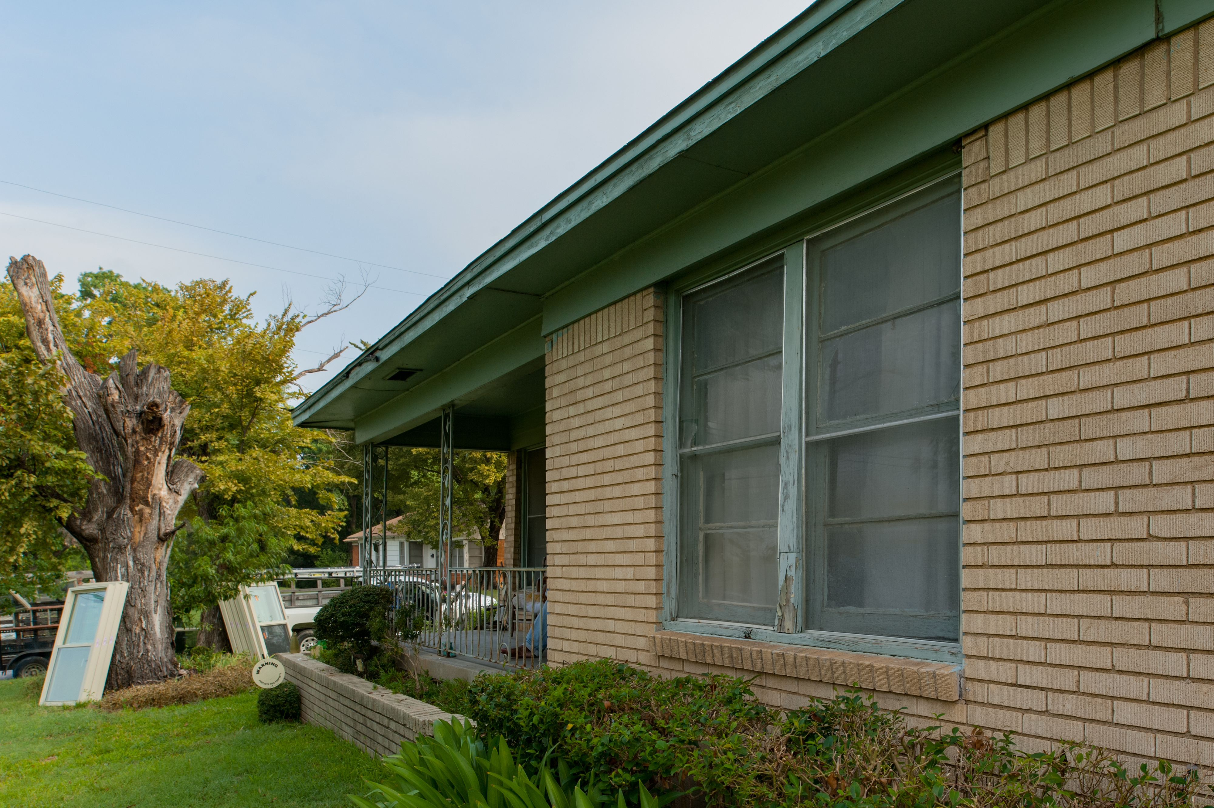 two-single-hung-windows-before