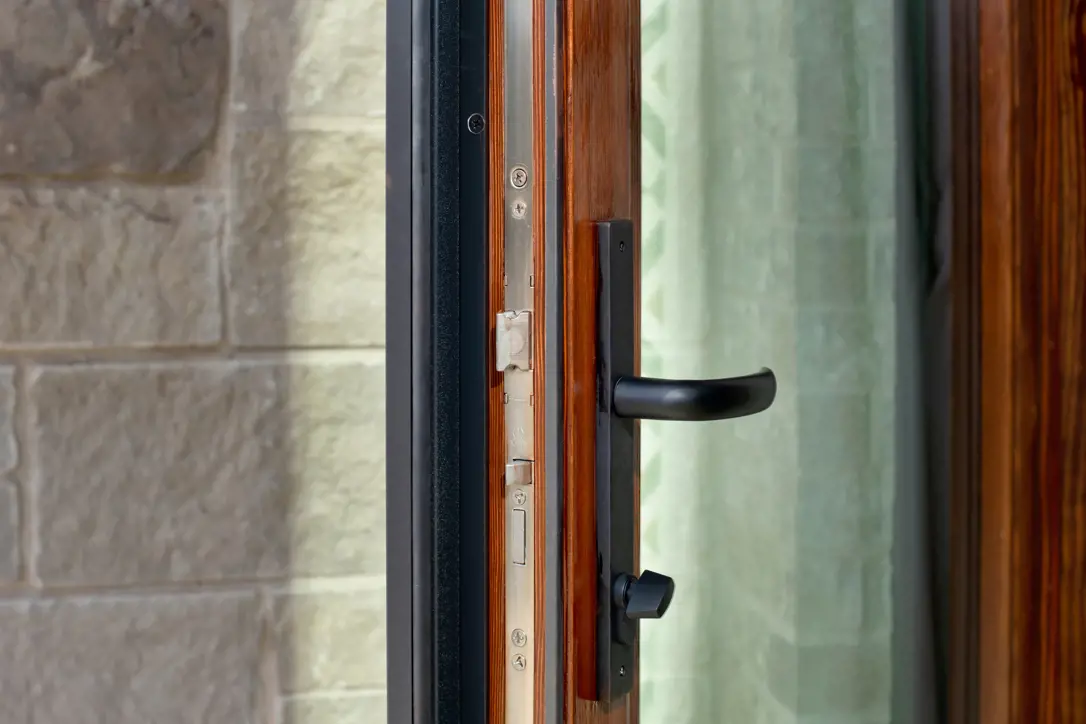 Modern Folding Door Locking Hardware