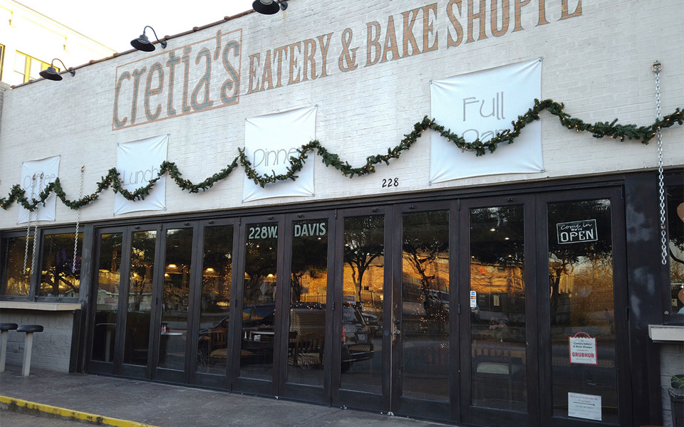 Outside view of Cretia's Eatery & Bake Shoppe in Bishop Arts District.