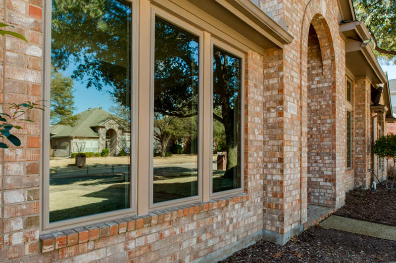 brennan-traditions-picture-3-windows-front-view